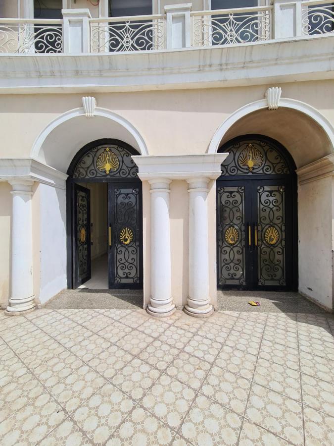 ホテルLord Krishna Palace Vrindāvan エクステリア 写真